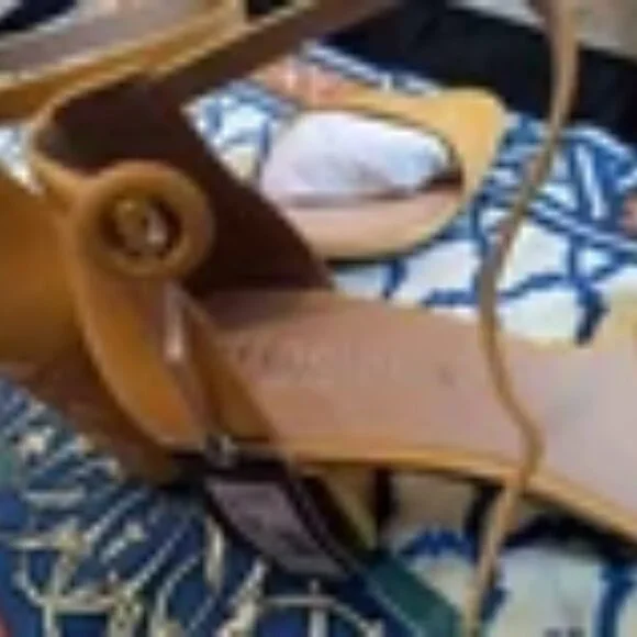 Sandals - Picture 4 of 5